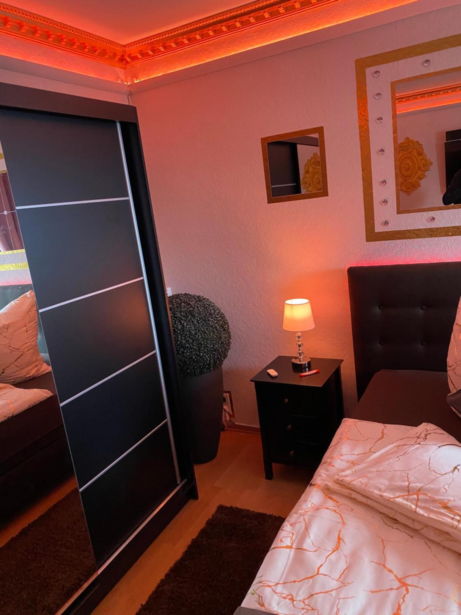 Pension King Royal Hamburg-Harburg Exteriör bild